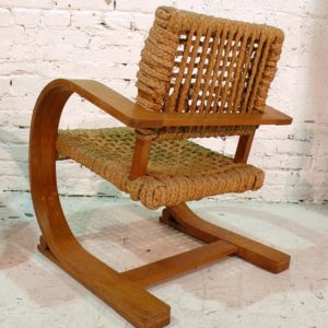 Zwei Armlehnstühle und Beistelltisch von Audoux - Minet für Vibo